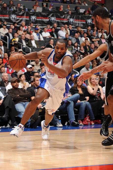 推动赛事的 推动赛事的