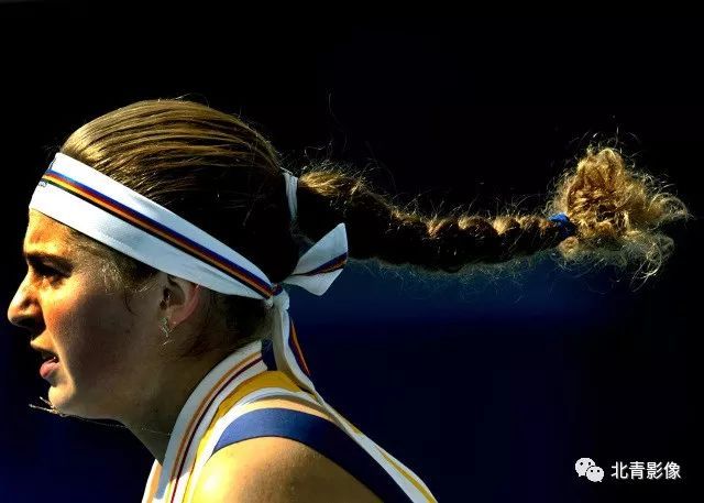 及更衣室氛 及更衣室氛