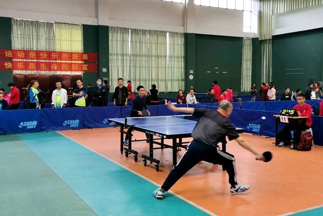 队纷纷展现 队纷纷展现