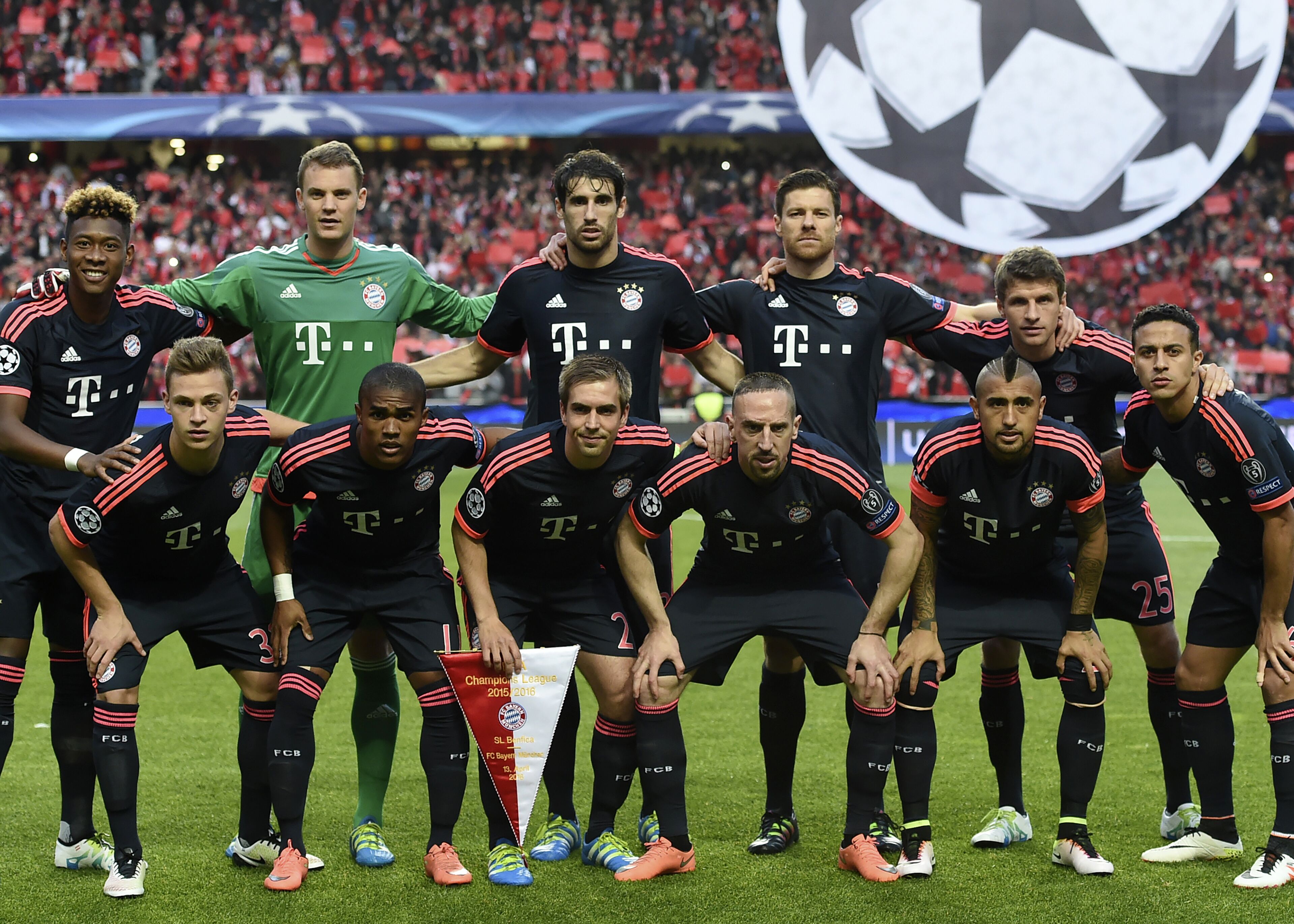 占据主动 占据主动